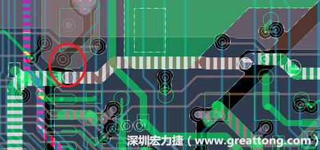 慢慢確認(rèn)CAF發(fā)生的位置后，可以配合Gerber查看PCB的結(jié)構(gòu)是否有通孔太近或是線路太近的問題。