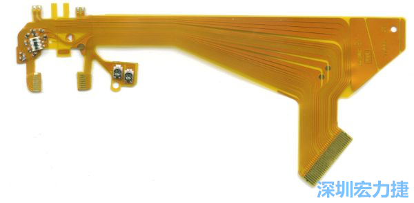 針對(duì)消費(fèi)性電子產(chǎn)品的外型設(shè)計(jì)，F(xiàn)PC可以做任意形狀的適應(yīng)性線路設(shè)計(jì)。