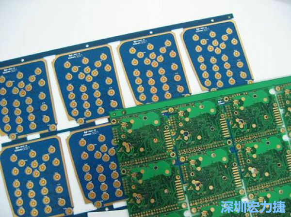 PBC與HDI等硬質(zhì)載板因應(yīng)不同構(gòu)型的結(jié)構(gòu)組裝需求，能做的彈性設(shè)計(jì)有限，必須搭配FPC軟板進(jìn)行整合設(shè)計(jì)。