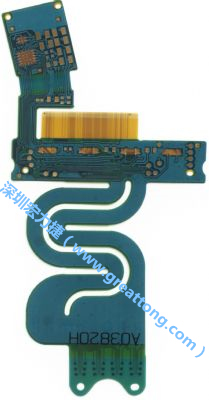 針對需要大幅撓曲應用的特殊結構造型，F(xiàn)PCB可進行彈性雷射裁型，讓FPCB材料的撓曲能力更佳。