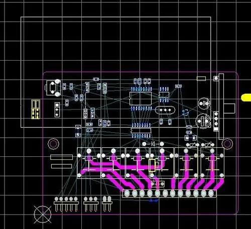 PCB設(shè)計中的標(biāo)準(zhǔn)化網(wǎng)格（Grid）是實現(xiàn)PCB圖形設(shè)計規(guī)范化和合理化的基礎(chǔ)，也是實現(xiàn)PCB的高可靠性和加工的經(jīng)濟性的前提。