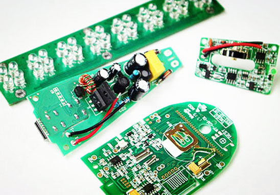 為什么PCB板顏色絕大多數(shù)都是綠色的？
